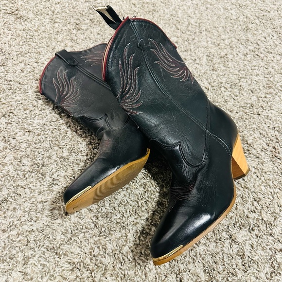 Vintage Dingo Cowgirl Boots - Picture 2 of 7